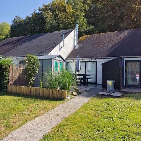 bungalow dans domaine de vacances Hastiere-par-dela Extérieur photo